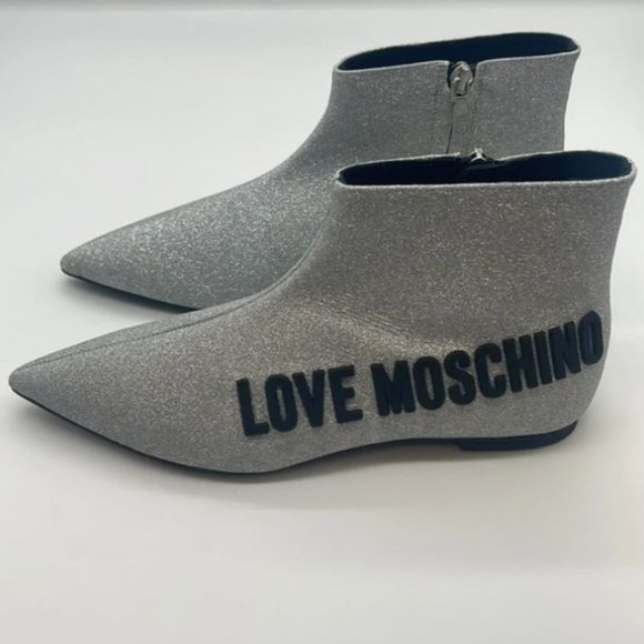 Brand New Women's Sz 38 M Love Moschino Argento Glitter Pointed Toe Booties - Picture 3 of 6